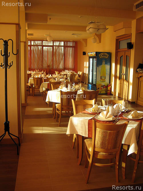 Dikas Hotel 17